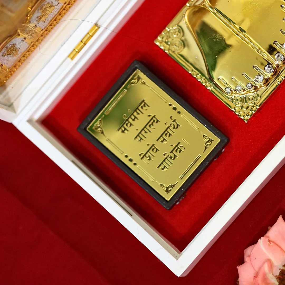 Divine Maa Durga Pocket Temple - Gold Platted - Image 4