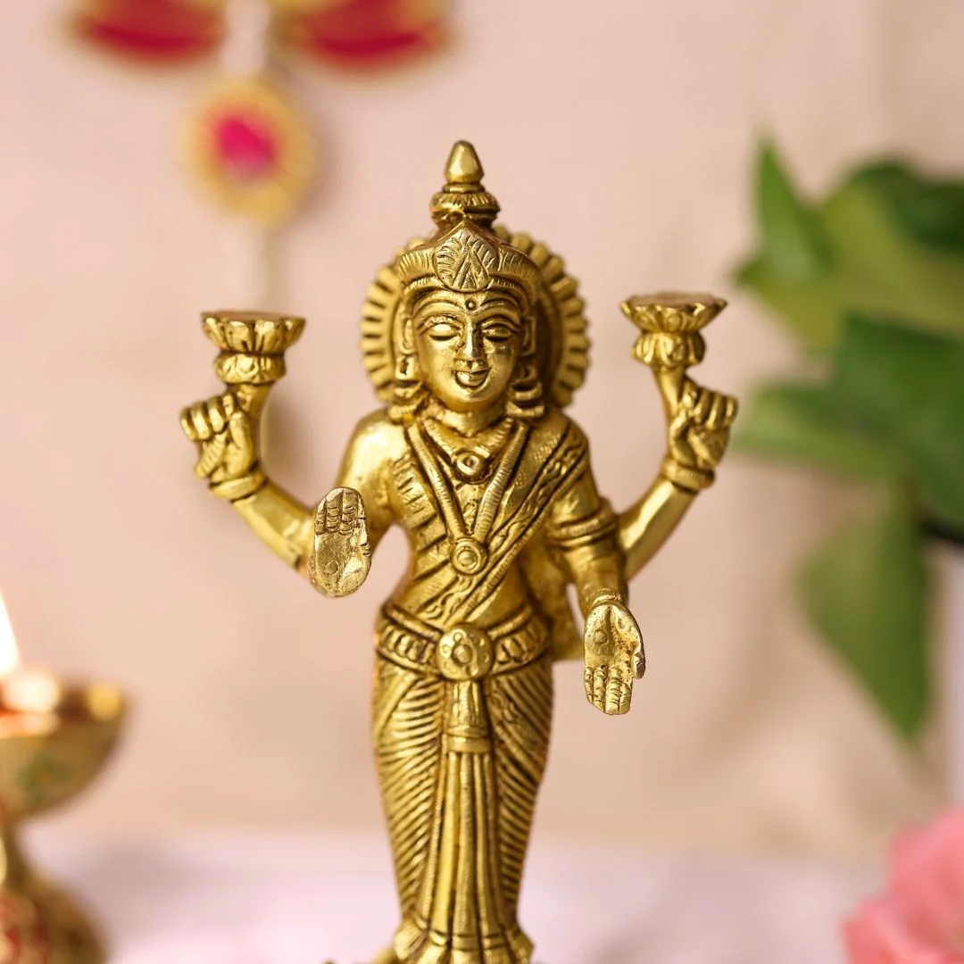 Goddess Lakshmi Brass Idol - Image 5