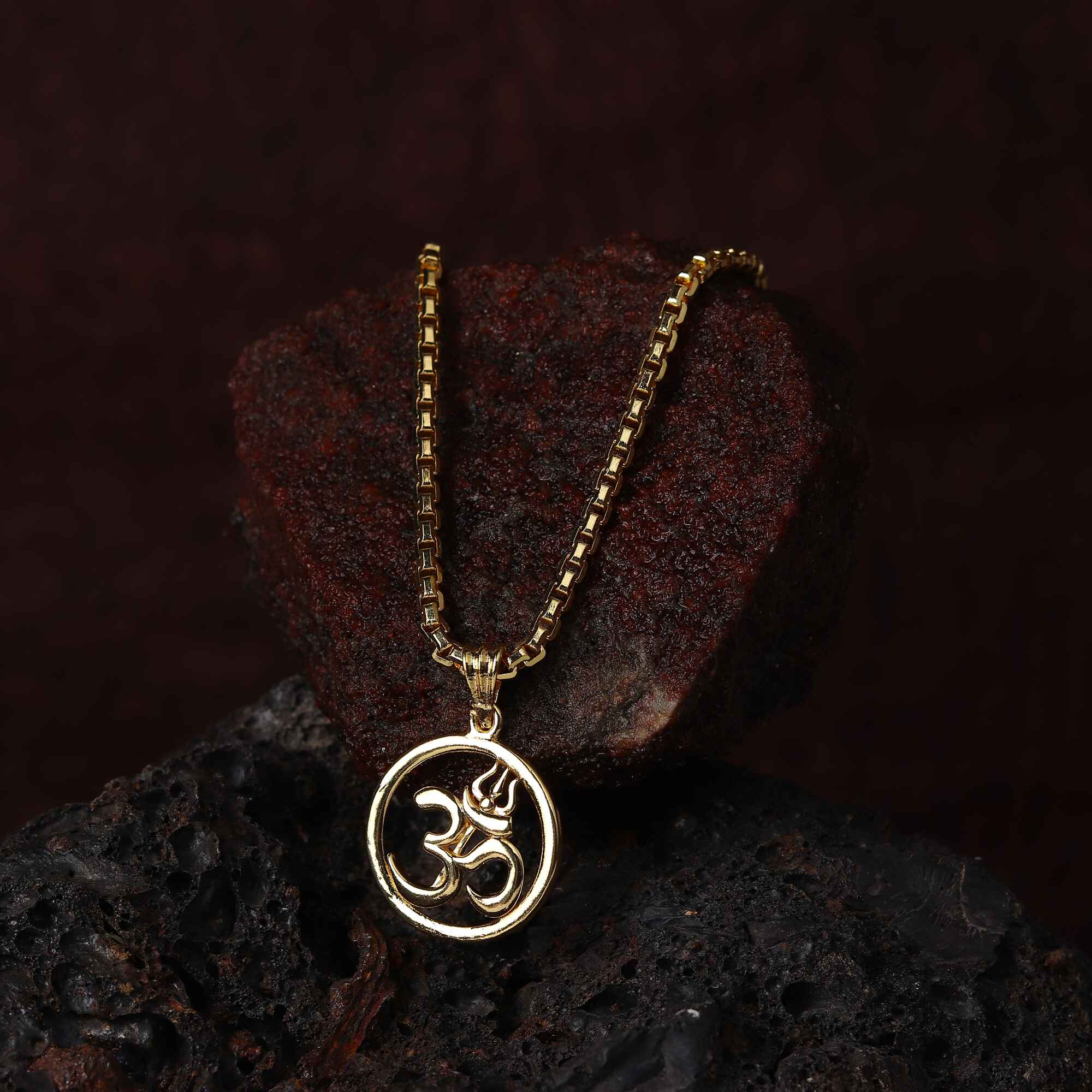 Gold Plated Om Circle Pendant Necklace - Image 5