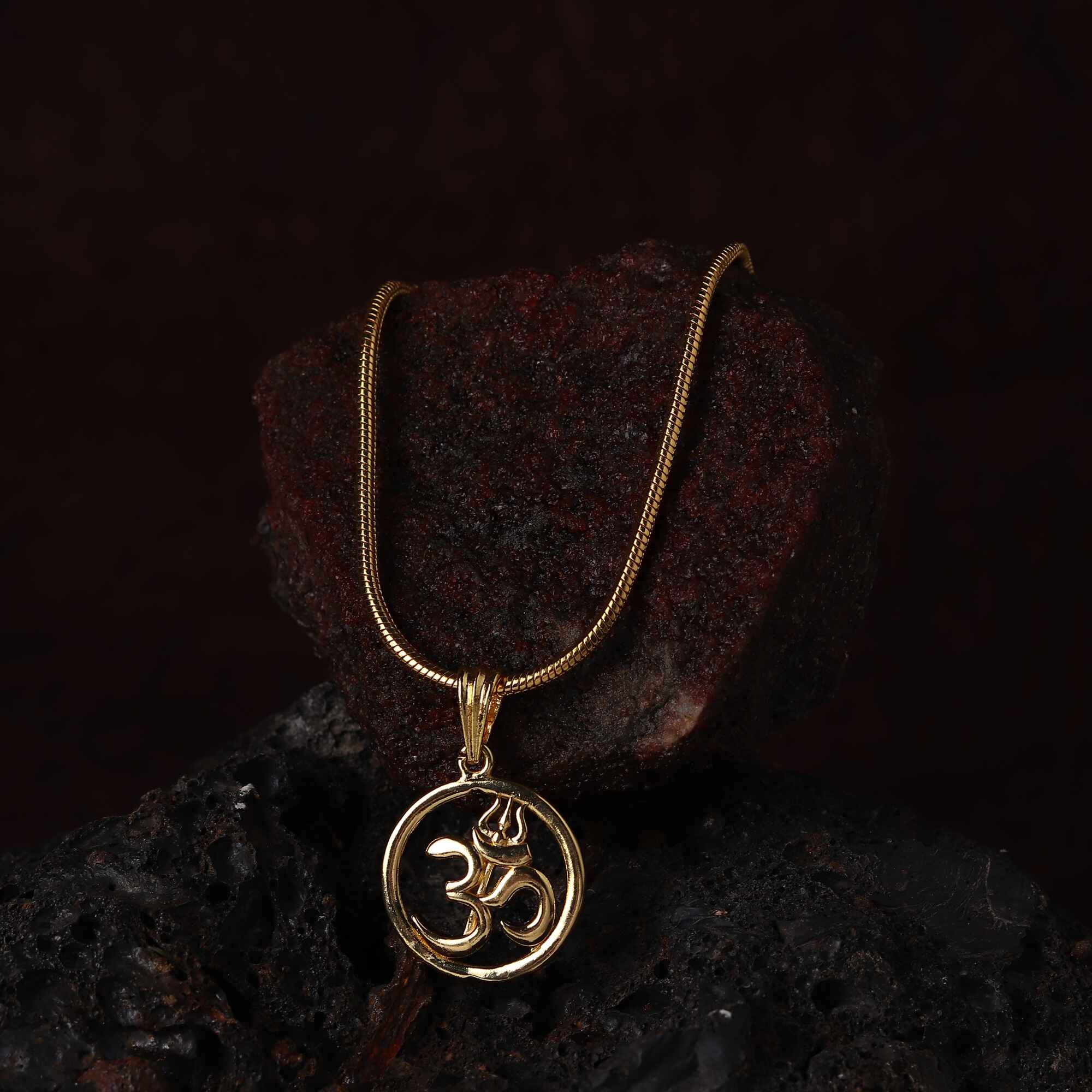 Gold Plated Om Circle Pendant Necklace - Image 6