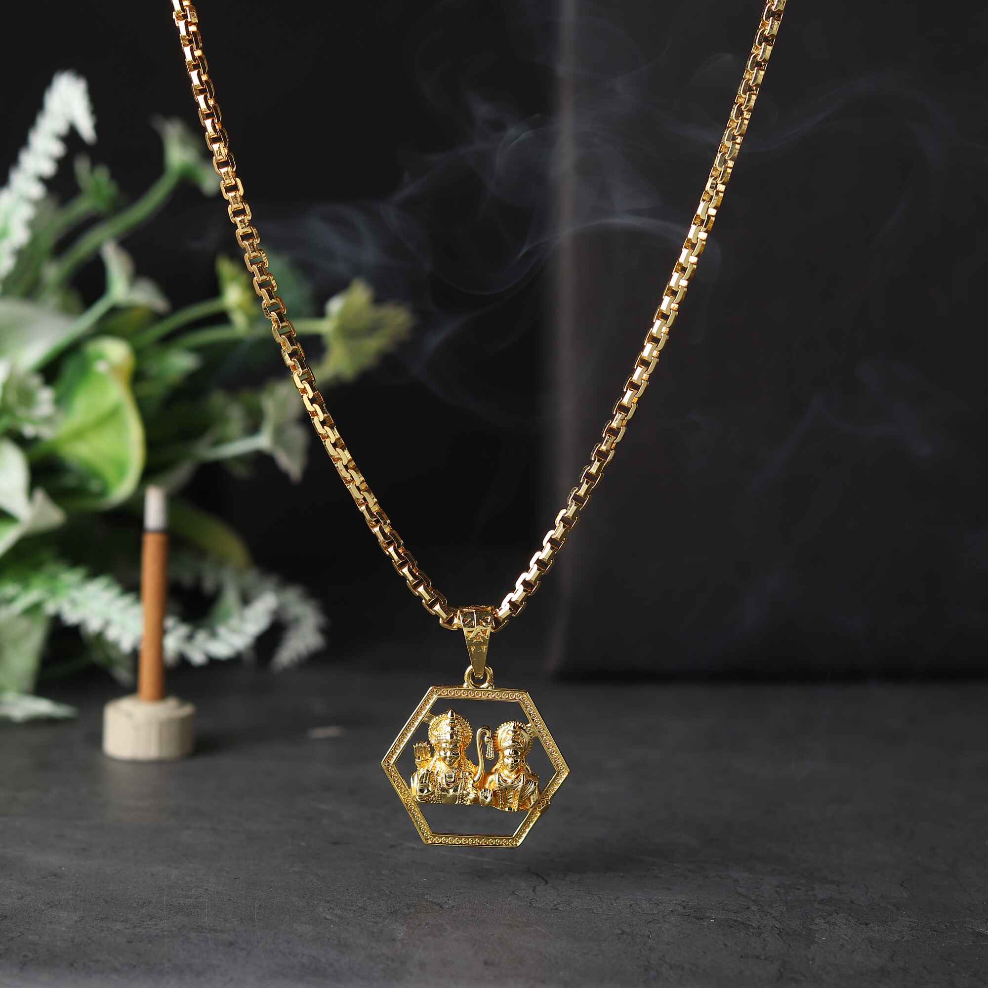 Gold Plated Ram and Sita Pendant with Chain - Image 4