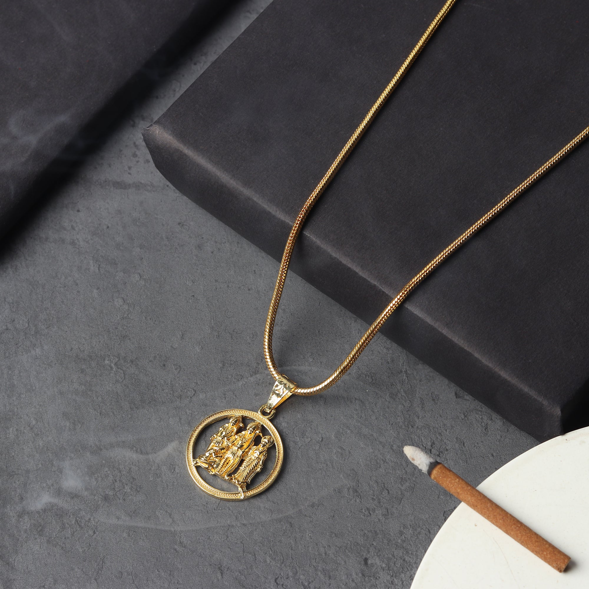 Gold Plated Ram Sita Laxman Pendant With Chain - Image 6