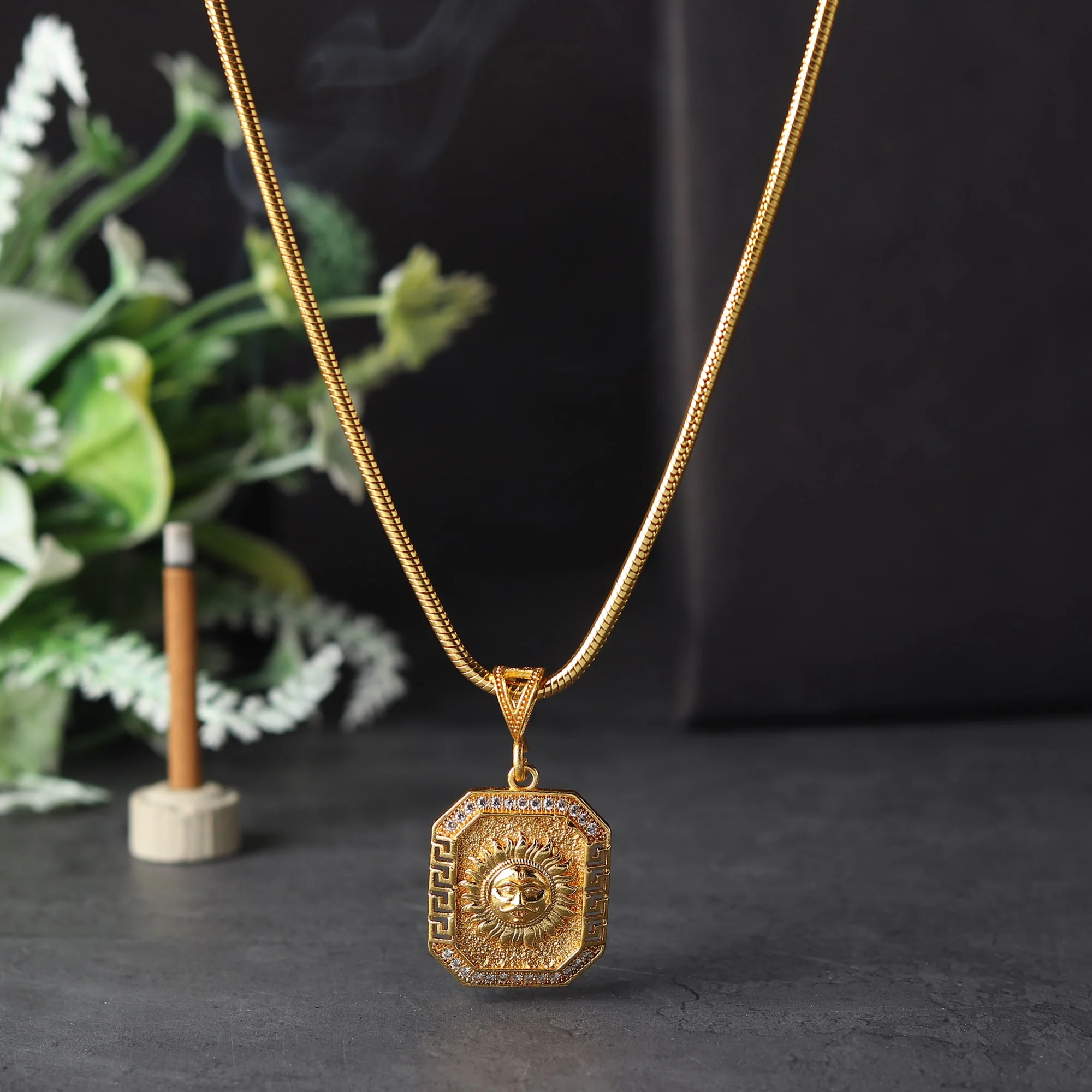 Gold Plated Suraj Mukhi Pendant with Chain Necklace - Image 5