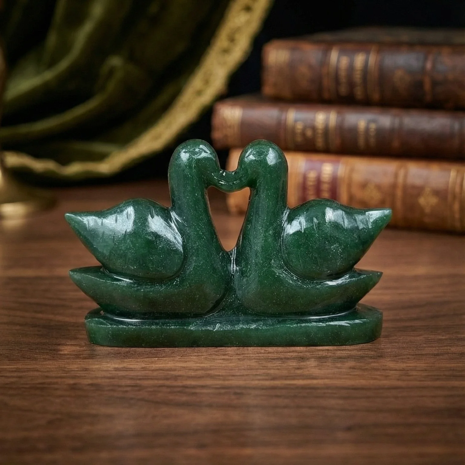 Green Jade Swan - Image 3