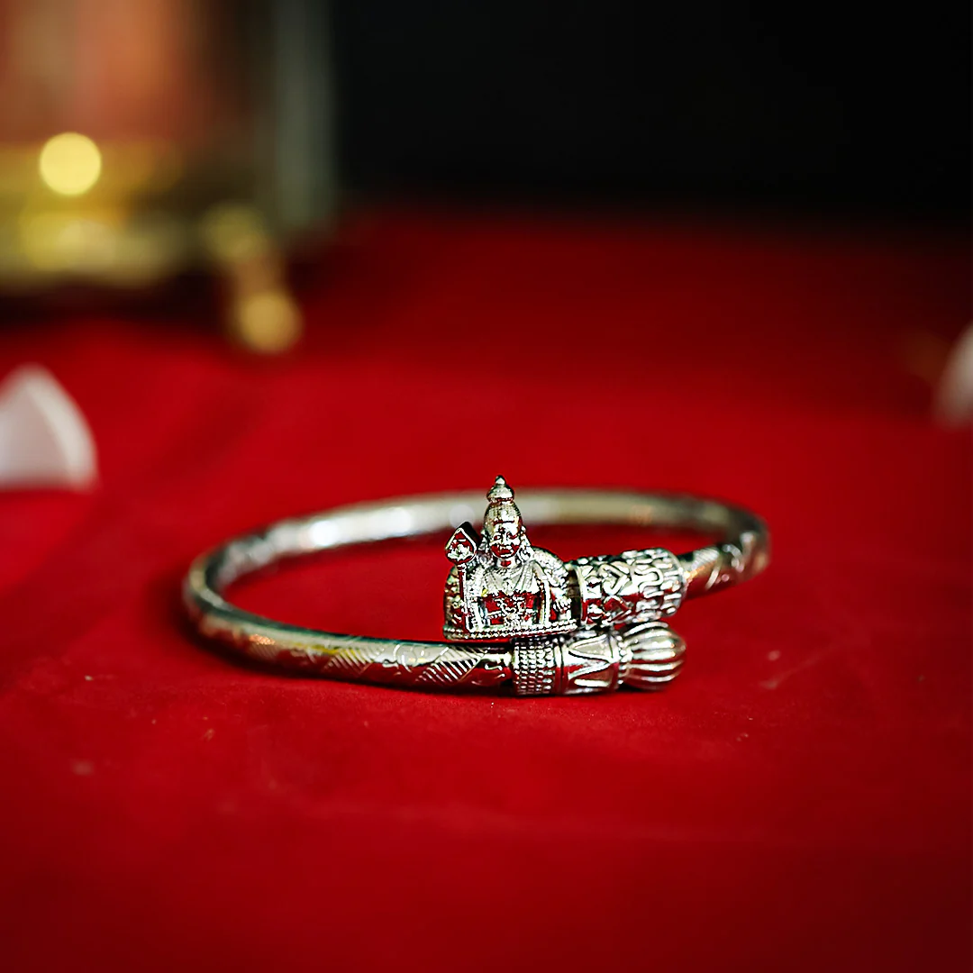 Premium Murugan Kada | Spiritual Jewelry for Strength and Protection - Image 7